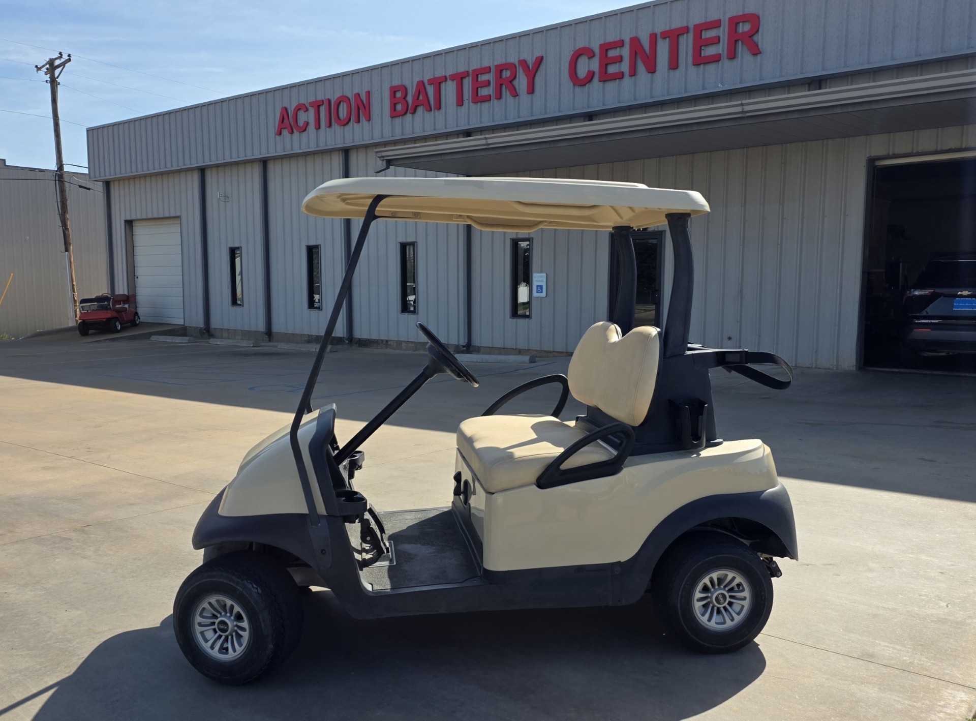 2019 Beige EFI Precedent 2-Pass